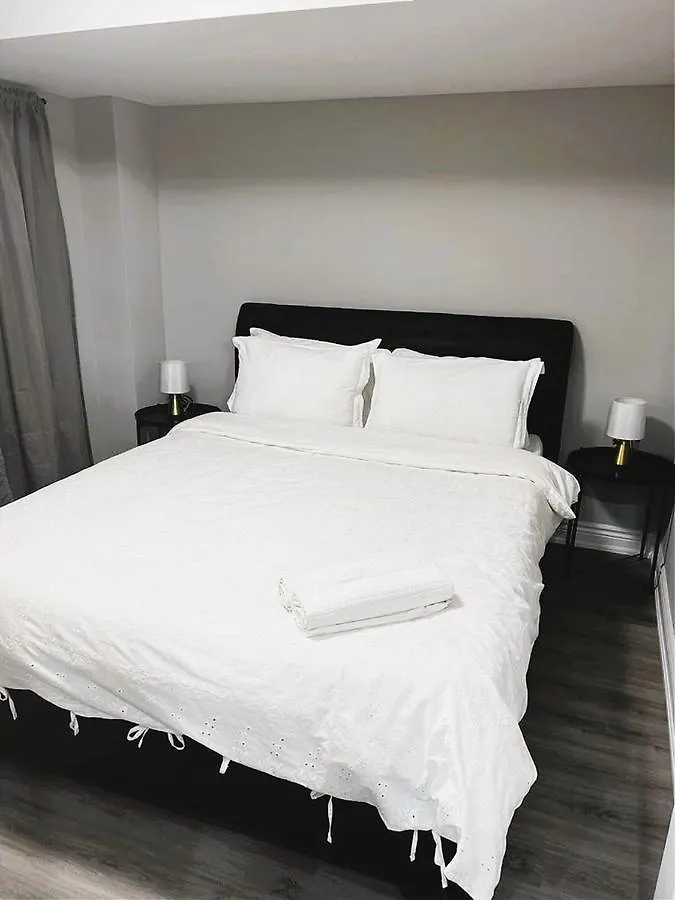 Beautiful Basement Apartment Niagara Falls Canadá